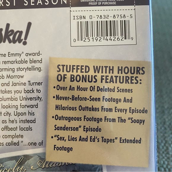 Used 2 dvd set Northern Exposure complete first season plus extras - Picture 8 of 13